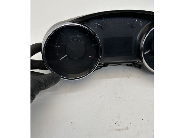 Přístrojová deska  Peugeot 5008 2010 9666276380, 9666247580  