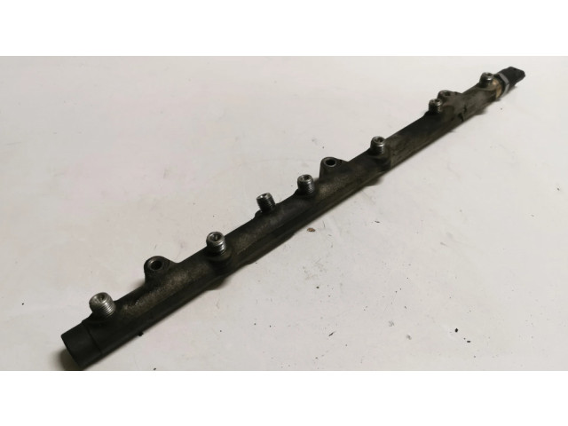 Vstřikovací lišta 0445216002   BMW 5 E39  pro naftový motor 2.5  