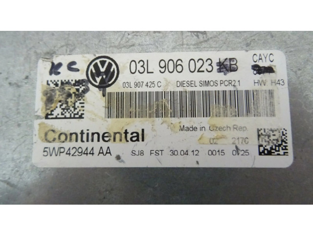 Řídící jednotka 03L906023KB   Volkswagen Beetle A5 2015