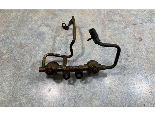 Vstřikovací lišta 17523AA452, A46702D12   Subaru Impreza I     