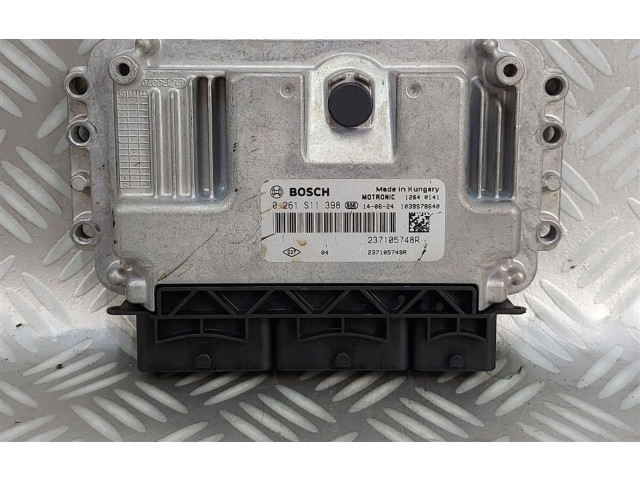 Řídící jednotka 237105748R   Smart ForFour II W453 2017