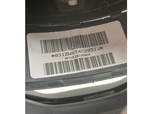Руль Jeep Grand Cherokee  2010 - 2021 года 6610      