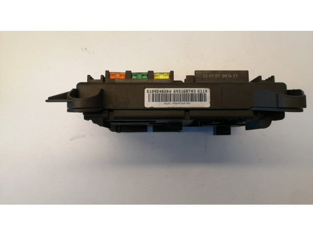   Pojistková skříňka 518954020A   BMW X5 E70 2008