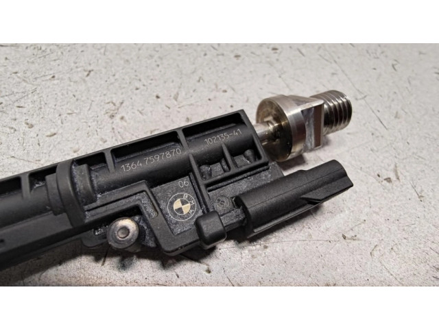 Vstřikovač 13647597870   BMW X3 F25  pro benzínový motor 3.5 N55 
