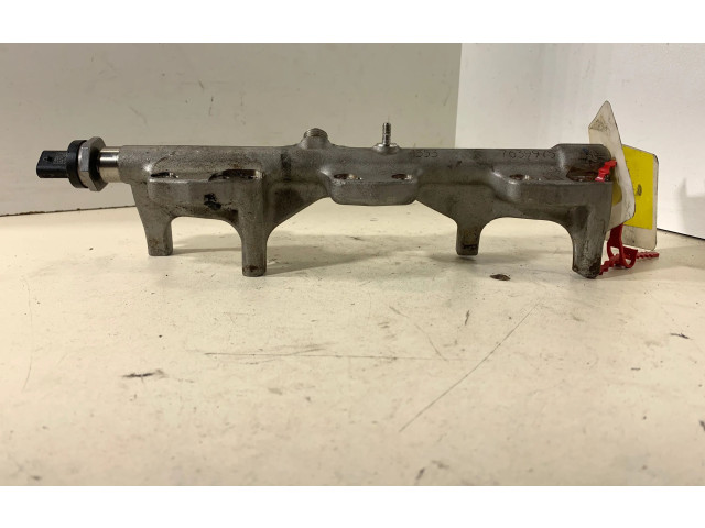 Vstřikovací lišta 7639975, 13537639975   BMW 2 F45  pro benzínový motor 1.5  