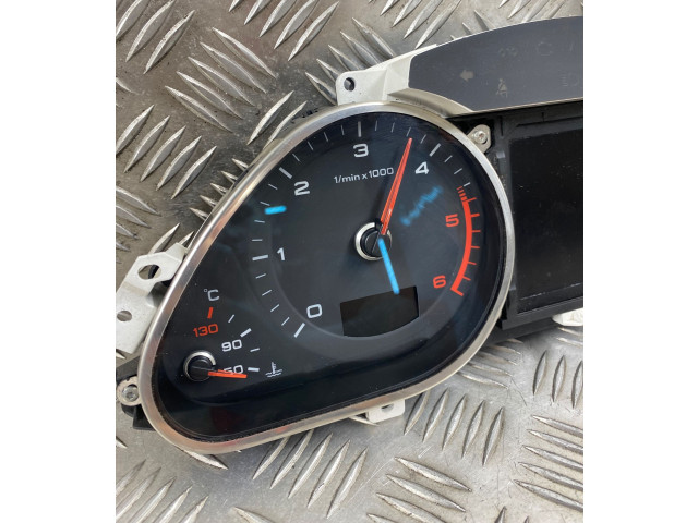 Přístrojová deska  Audi Q7 4L 2013 4L0920985N  
