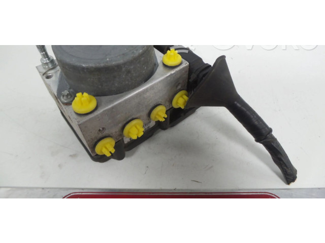 Jednotka ABS 8200747138, 0265800558   Renault Modus 2007