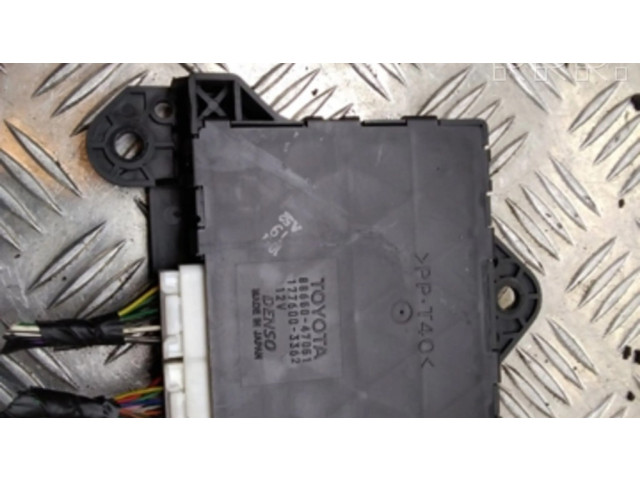 Блок управления 8865047051, 1776003362   Toyota Prius (XW20)
