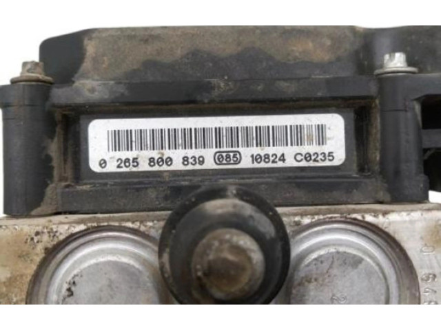 Jednotka ABS 8200963331   Renault Trafic II (X83) 2001