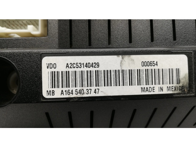 Přístrojová deska  Mercedes-Benz GL X164 2006 A1645403747, A1645401911  