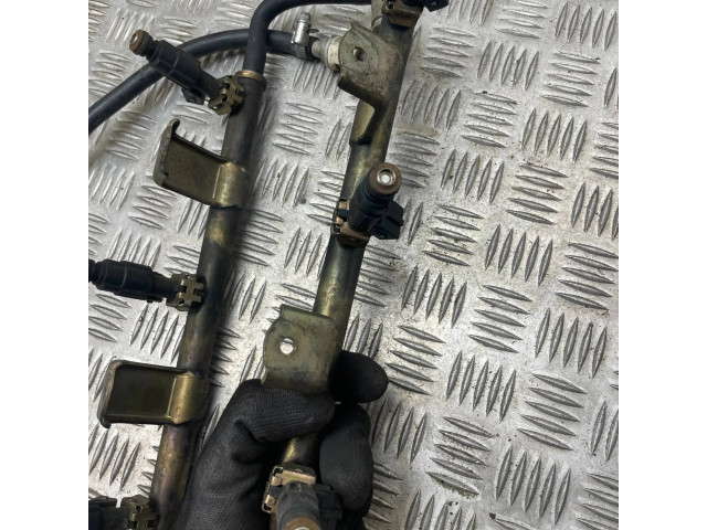 Vstřikovač 0280156039   Alfa Romeo 166  pro benzínový motor 2.5  