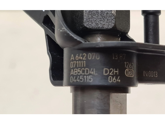Vstřikovač 0445115064, A6420701387   Mercedes-Benz R W251     