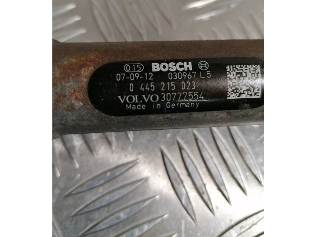 Vstřikovací lišta 30777554, 030967   Volvo V70     