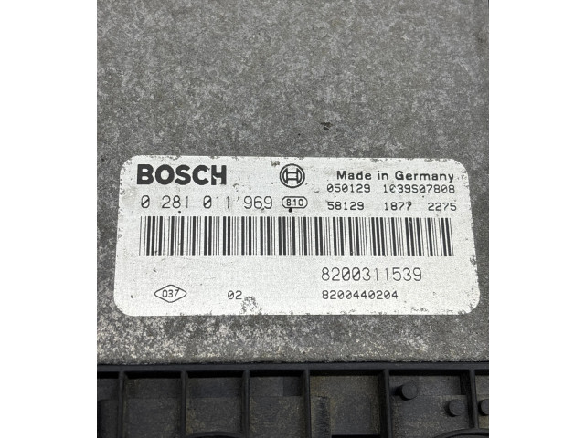 Řídící jednotka 8200311539, 8200440204   Renault Laguna II 2002