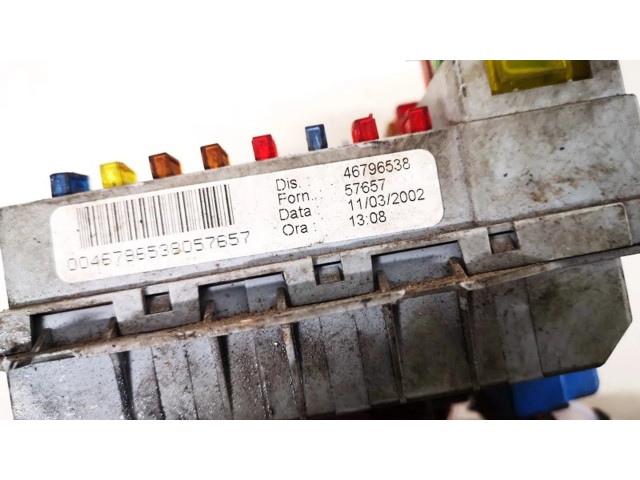   Pojistková skříňka 46796538   Fiat Stilo 2002