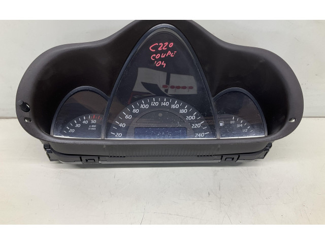 Přístrojová deska  Mercedes-Benz C W203  87001439, 87001439  