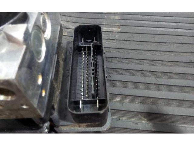 Блок АБС P31400544, 28526258213   Volvo  XC60  2014 - 2016 года
