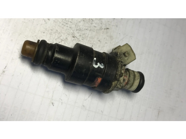 Vstřikovač 0280150208   BMW 3 E30  pro benzínový motor 0.0  