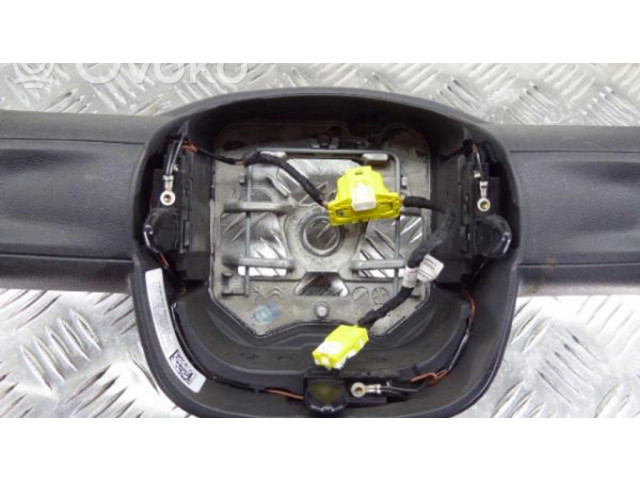 Руль Citroen Berlingo  2018- года 98210208ZD      