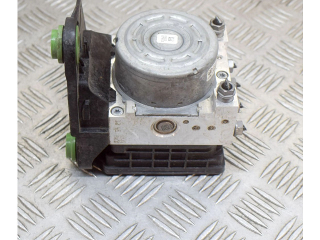 Jednotka ABS 28516457353, 5WA614517BC   Volkswagen Golf VIII 2020