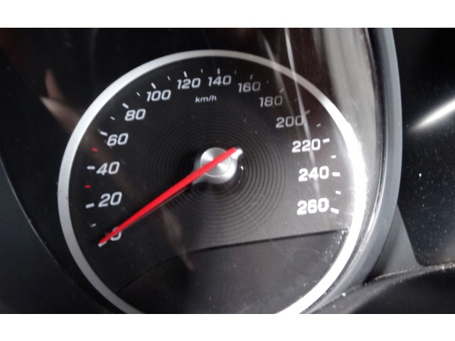 Přístrojová deska  Mercedes-Benz C W205 2021   