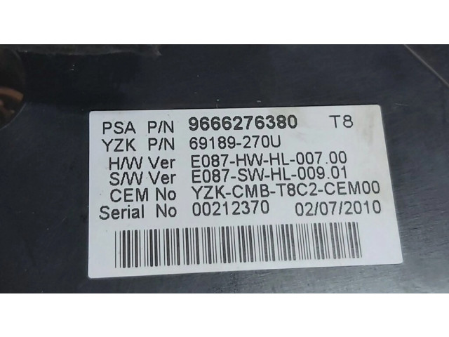 Přístrojová deska  Peugeot 5008 2010 9666247580, 69189270U  