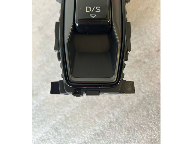 Přístrojová deska  Audi A5 2024 8B3713059M  