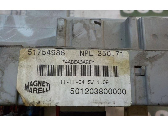 Pojistková skříňka Řídící jednotka BSM 51754987, 51754986   Lancia Musa 2005