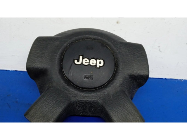 Подушка безопасности водителя 1IXK123R20562   Jeep Cherokee III KJ