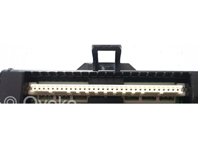 Блок комфорта 8922176041, 2380003521   Lexus CT 200H   