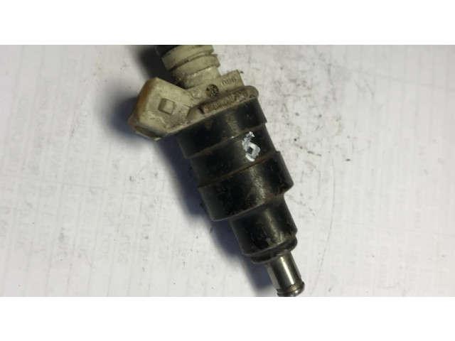 Vstřikovač 0280150208   BMW 3 E30  pro benzínový motor 0.0  