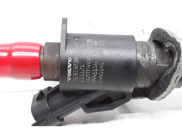 Vstřikovač 31303238, 0445116046   Volvo S60    D5204t7 