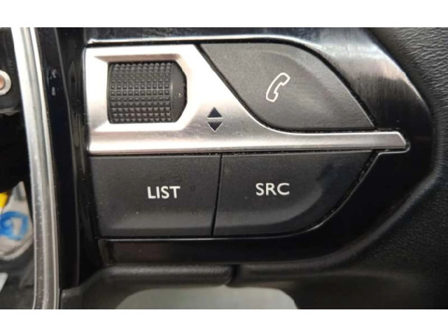 Volant Peugeot 3008 II 2019 98105487AU, 34199117E  
