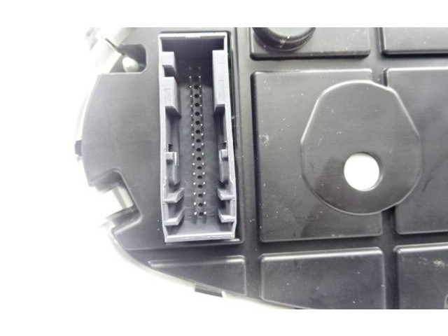 Přístrojová deska  Ford Fiesta 2012 8A6T10840FN, A1251185  