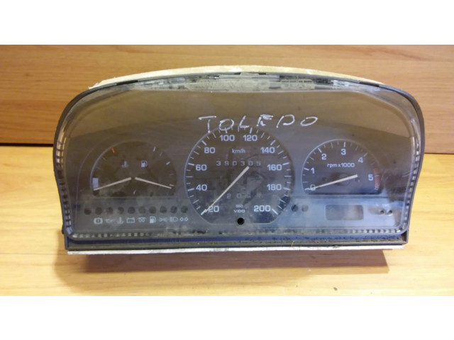 Přístrojová deska  Seat Toledo I (1L) 1995 81117785, 87001235  