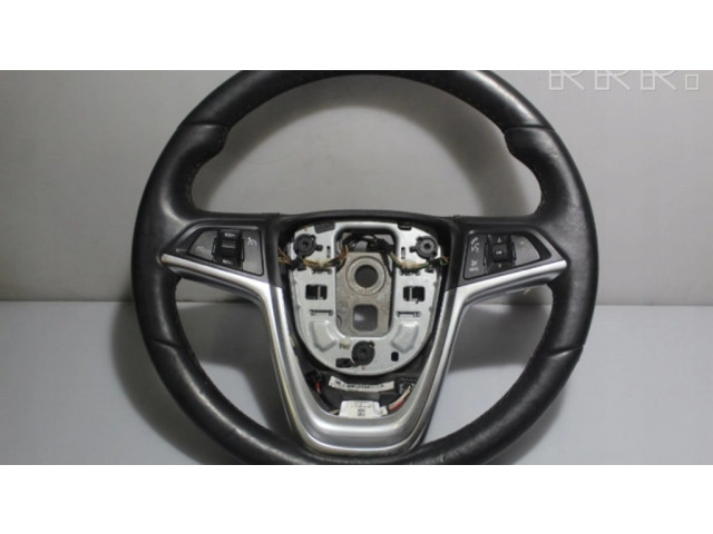 Volant Opel Astra J 2011 13351025  