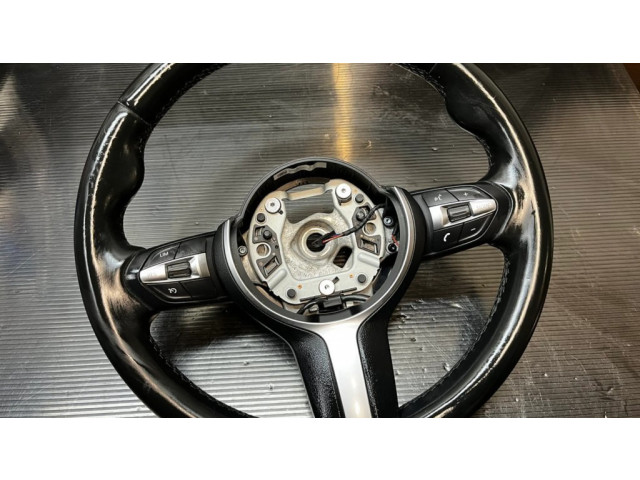 Volant BMW 3 F30 F35 F31 2015 3074437  