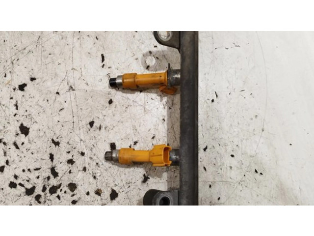 Vstřikovač 2325040020   Toyota iQ  pro benzínový motor 1.0 1KRFE 