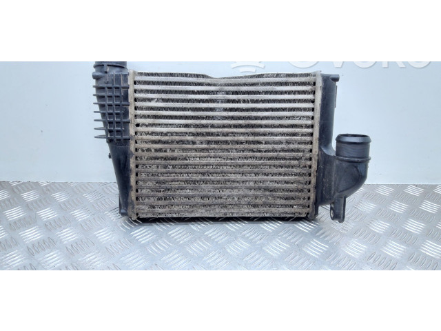 Интеркулер  9806562180   Toyota Proace 