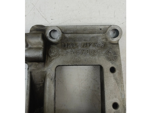 Čerpadlo oleje 11417792945, 8706651416   BMW 5 E60 E61   ------
