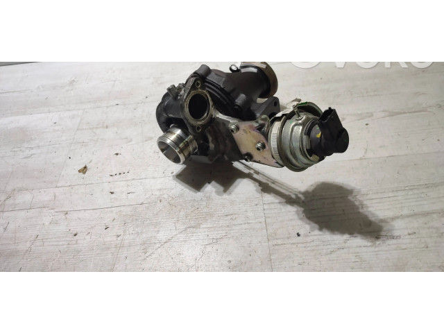 Vstřikovací lišta 55233682   Jeep Cherokee  pro naftový motor 2.0  