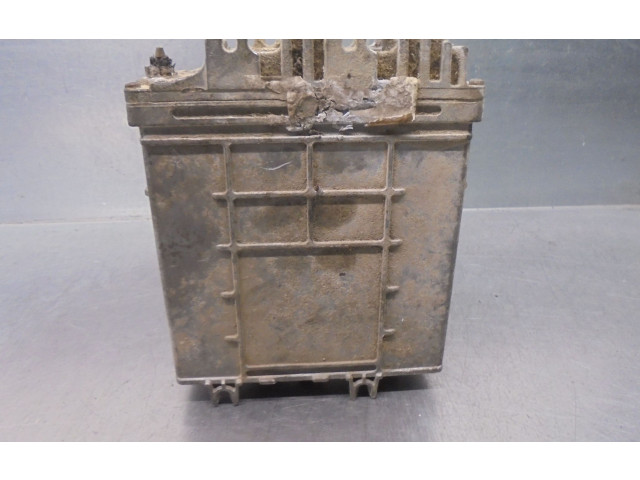 Řídící jednotka 028906021EF, 0281001582   Seat Toledo I (1L) 1998