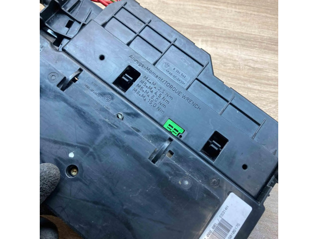 Блок предохранителей  8364540, 8364542   BMW 3 E46    