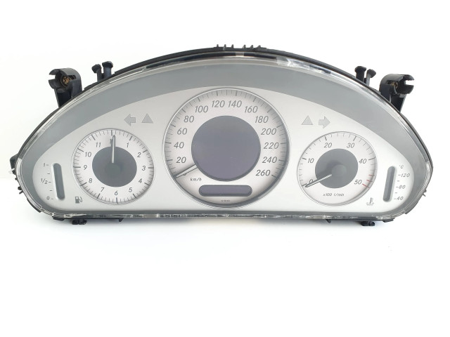 Панель приборов A2115403611   Mercedes-Benz E W211       