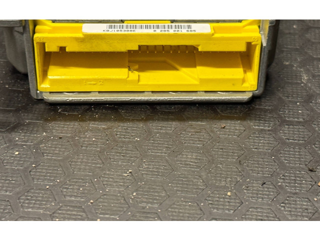 Блок управления надувных подушек MR587417, 0285001685   Mitsubishi Colt