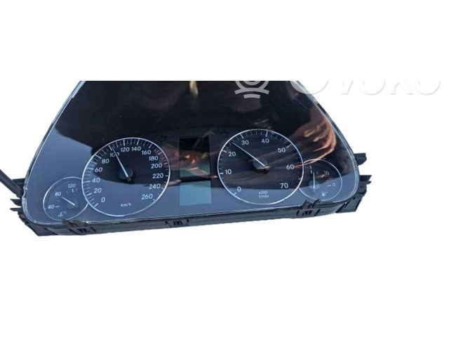 Přístrojová deska  Mercedes-Benz C W203 2004 A2035404547  
