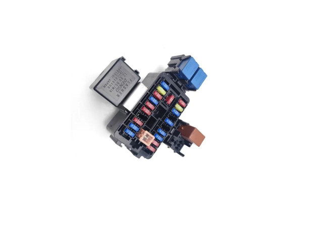 Блок предохранителей  38610-84F00, 066500-5351   Suzuki Jimny    