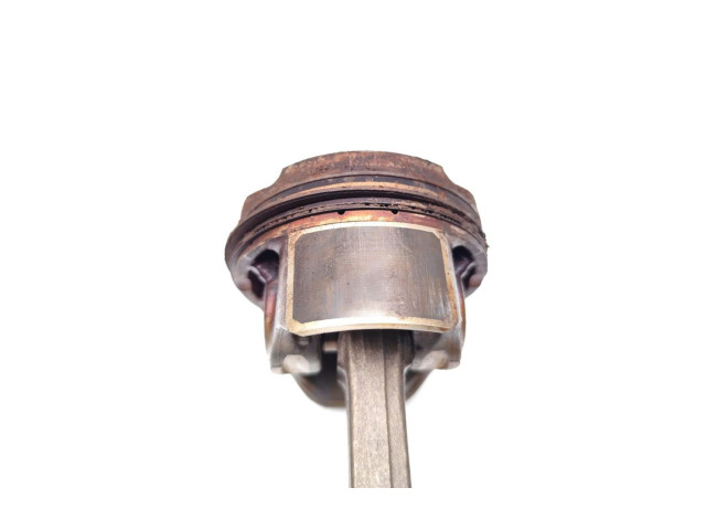 Píst B38A15A   Mini Cooper Countryman F60    B38A15A;B38A15F 