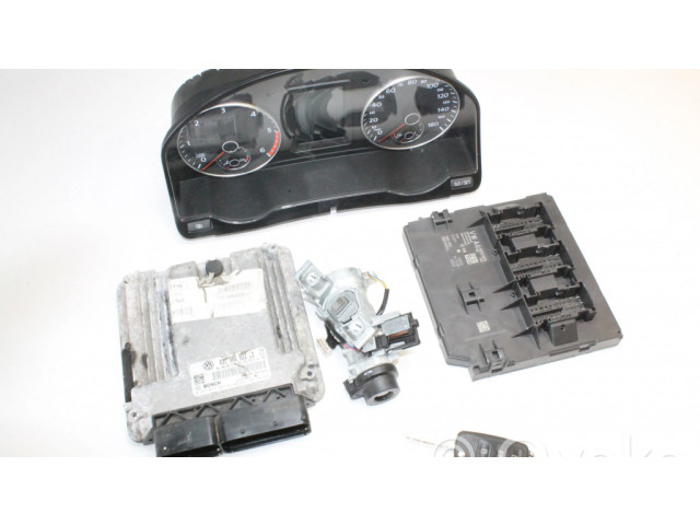 Комплект блоков управления 03L906022LD   Volkswagen Scirocco