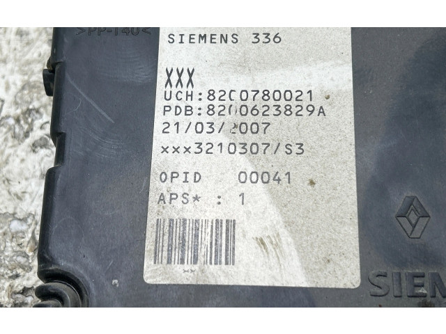 Блок комфорта 8200780021, 8200623829A   Renault Megane II   